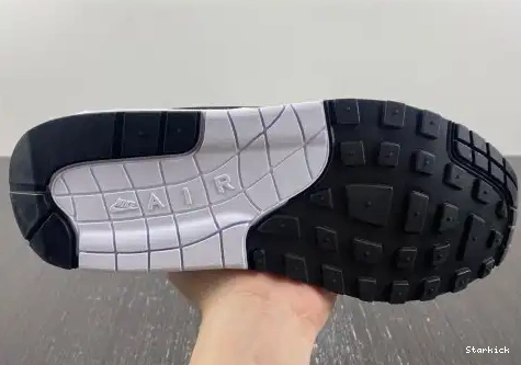 CI7576-100 Golf White Max Air  Black 1   Nike 0518